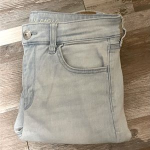 American Eagle Lightwash Jeans